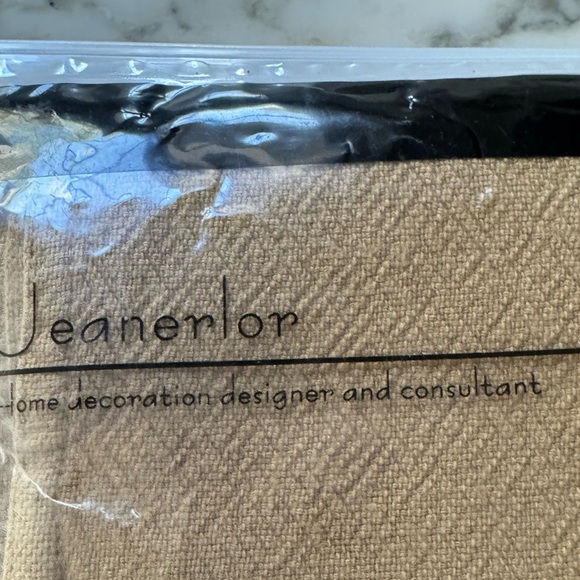 NWT Jeanerlor Linen Pillowease Set of 2 18”x18” (Pillow insert not included) - Picture 6 of 7